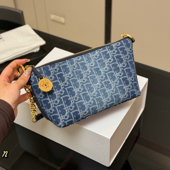 2025 Hot Women's FashionBag Satchel Cross BodyBag Leather Shoulder