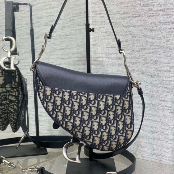 2025 Hot Women's FashionBag Satchel Cross BodyBag Leather Shoulder