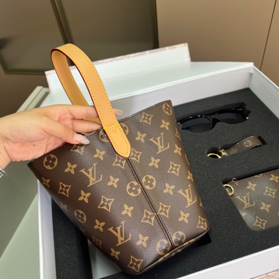 2025 Hot Women's FashionBag Satchel Cross BodyBag Leather Shoulder