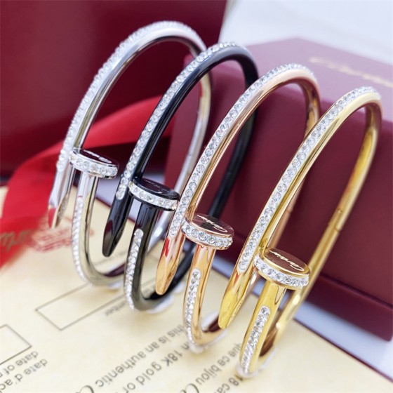 2025 New Styles Women's Fashion Jewelry Accessories,Brandbracelet Designed for Love and Witnessing Sweet Moments