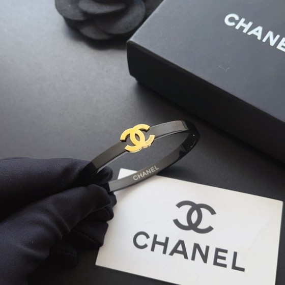 2025 New Styles Women's Fashion Jewelry Accessories,Brandbracelet Designed for Love and Witnessing Sweet Moments