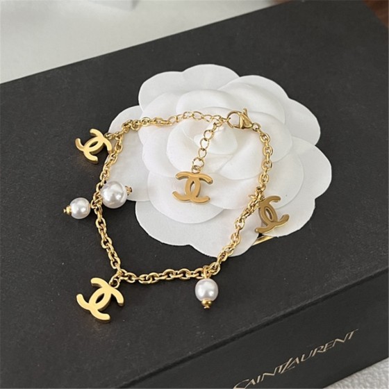 2025 New Styles Women's Fashion Jewelry Accessories,Brandbracelet Designed for Love and Witnessing Sweet Moments