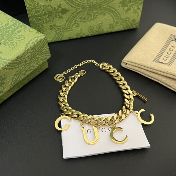 2025 New Styles Women's Fashion Jewelry Accessories, Brandbracelet Designed for Love and Witnessing Sweet Moments