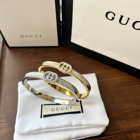 2025 New Styles Women's Fashion Jewelry Accessories, Brandbracelet Designed for Love and Witnessing Sweet Moments