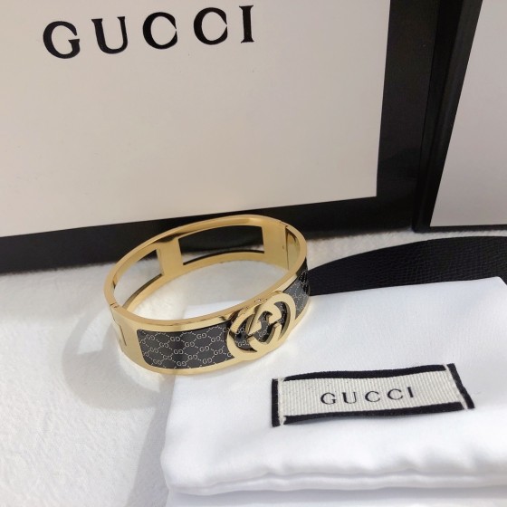 2025 New Styles Women's Fashion Jewelry Accessories, Brandbracelet Designed for Love and Witnessing Sweet Moments