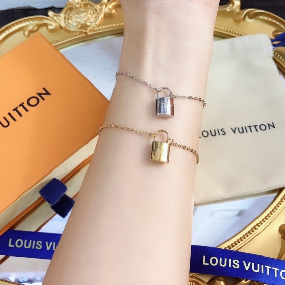 2025 New Styles Women's Fashion Jewelry Accessories,Brandbracelet Designed for Love and Witnessing Sweet Moments