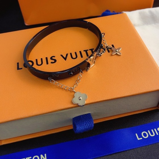 2025 New Styles Women's Fashion Jewelry Accessories,Brandbracelet Designed for Love and Witnessing Sweet Moments