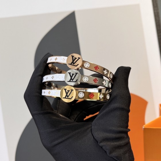 2025 New Styles Women's Fashion Jewelry Accessories,Brandbracelet Designed for Love and Witnessing Sweet Moments