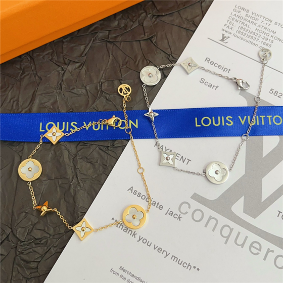 2025 New Styles Women's Fashion Jewelry Accessories,Brandbracelet Designed for Love and Witnessing Sweet Moments