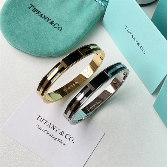 2025 New Styles Women's Fashion Jewelry Accessories,Brandbracelet Designed for Love and Witnessing Sweet Moments