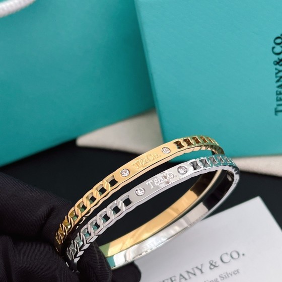 2025 New Styles Women's Fashion Jewelry Accessories,Brandbracelet Designed for Love and Witnessing Sweet Moments