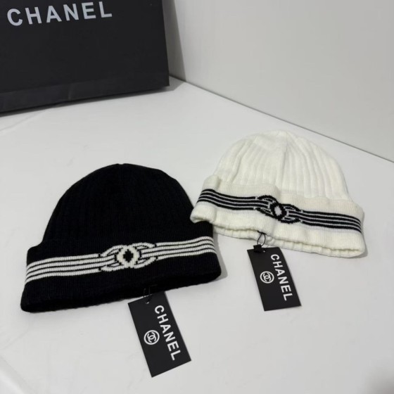 Versatile wool hats from trendy brands - for men/women, keeping warm and cold-proof