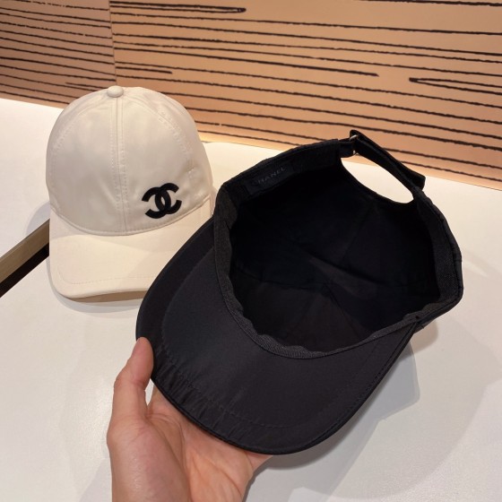 Logo-Printed Baseball Cap for Outdoor Activities - Sun Protection & Breathable Design