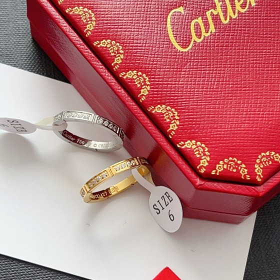 Exquisitely crafted high - quality rings, decorations for your fingertips