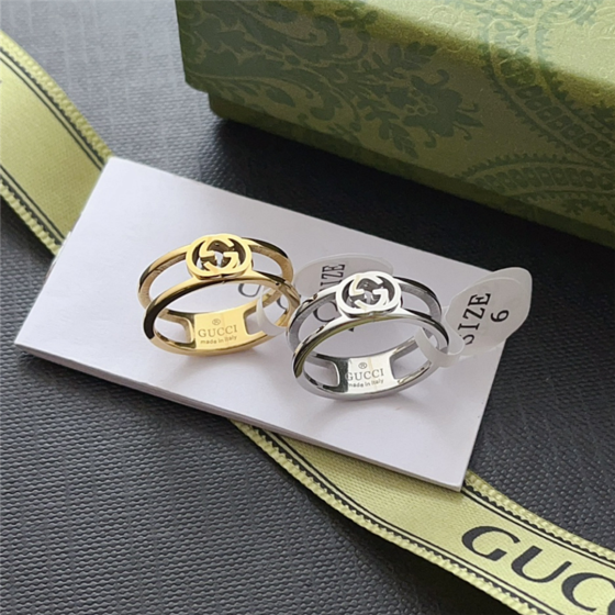 Exquisitely crafted high - quality rings, decorations for your fingertips