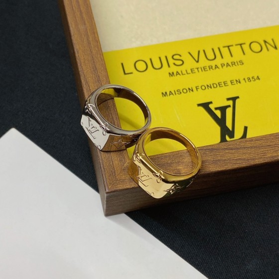 Exquisitely crafted high - quality rings, decorations for your fingertips