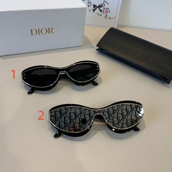 Men's and Women's Sunglasses - Fashionable High-UV Protect Beach Sunglasses - Vintage Fishing Glasses