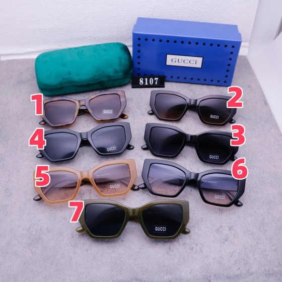 Men's and Women's Sunglasses - Fashionable High-UV Protect Beach Sunglasses - Vintage Fishing Glasses