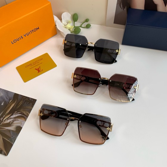 Men's and Women's Sunglasses - Fashionable High-UV Protect Beach Sunglasses - Vintage Fishing Glasses