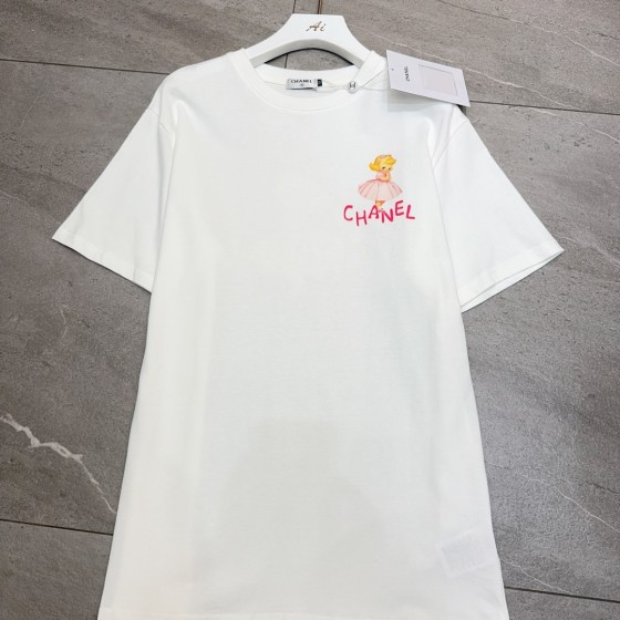 New arrivals in 2025! Summer clothes with round necks. Available in two colors, suitable for both men and women.