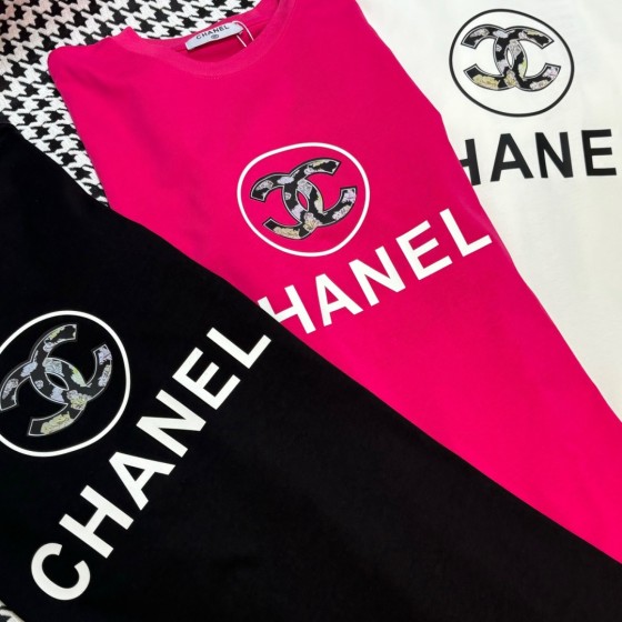 New arrivals in 2025! Summer clothes with round necks. Available in two colors, suitable for both men and women.