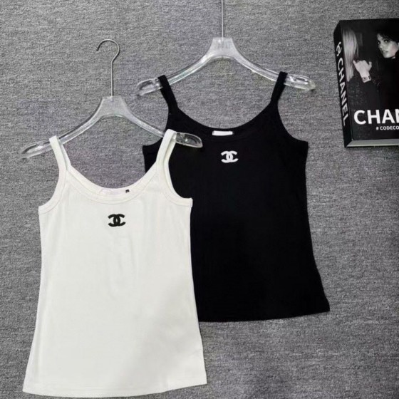 New arrivals in 2025! Summer clothes with round necks. Available in two colors, suitable for both men and women.