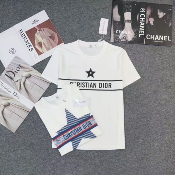 New arrivals in 2025! Summer clothes with round necks. Available in two colors, suitable for both men and women.