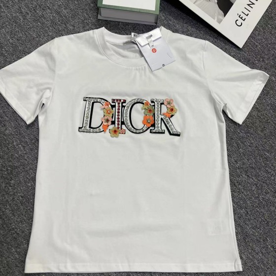 New arrivals in 2025! Summer clothes with round necks. Available in two colors, suitable for both men and women.