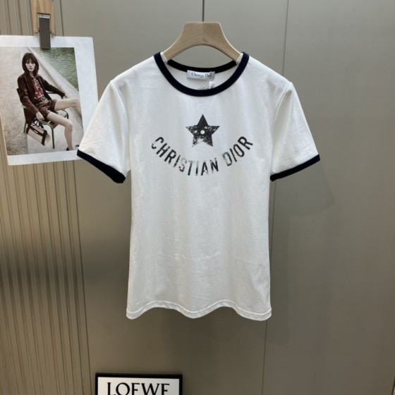 New arrivals in 2025! Summer clothes with round necks. Available in two colors, suitable for both men and women.