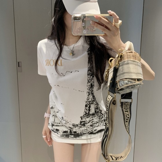 New arrivals in 2025! Summer clothes with round necks. Available in two colors, suitable for both men and women.