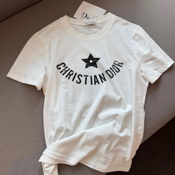 New arrivals in 2025! Summer clothes with round necks. Available in two colors, suitable for both men and women.