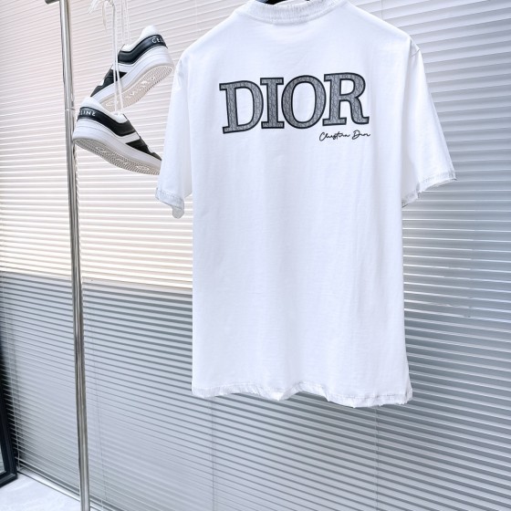 2025 Summer New Arrivals Latest Short Sleeves, Comfortable and Breathable to Wear, Complete with Three Labels