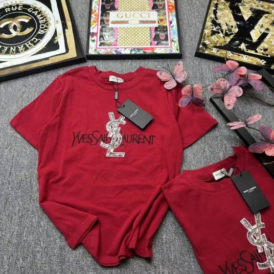 New arrivals in 2025! Summer clothes with round necks. Available in two colors, suitable for both men and women.