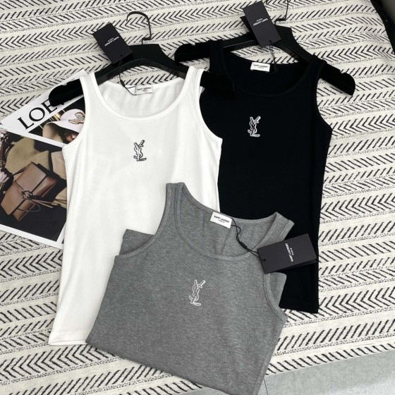 New arrivals in 2025! Summer clothes with round necks. Available in two colors, suitable for both men and women.