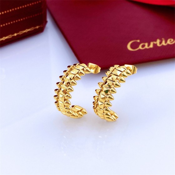 Exquisite Craftsmanship, Superior Quality, and Stylish Fashion Accessories for Women