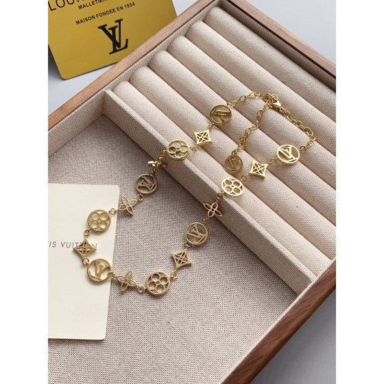 2025 New Exquisite Craftsmanship, Superior Quality, Stylish and Trendy Necklaces