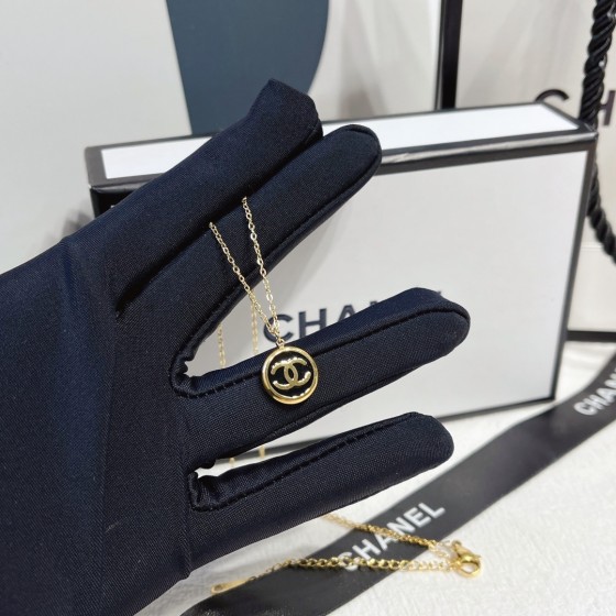 2025 New Exquisite Craftsmanship, Superior Quality, Stylish and Trendy Necklaces