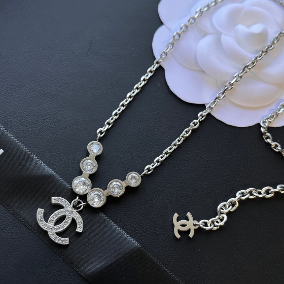 2025 New Exquisite Craftsmanship, Superior Quality, Stylish and Trendy Necklaces