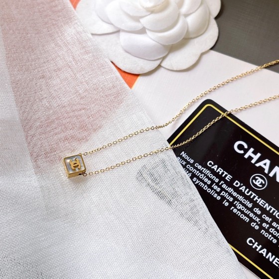 2025 New Exquisite Craftsmanship, Superior Quality, Stylish and Trendy Necklaces