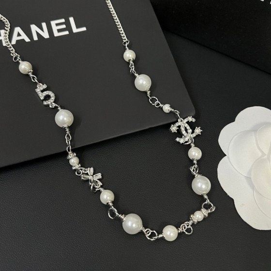 2025 New Exquisite Craftsmanship, Superior Quality, Stylish and Trendy Necklaces