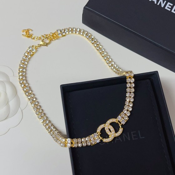 2025 New Exquisite Craftsmanship, Superior Quality, Stylish and Trendy Necklaces