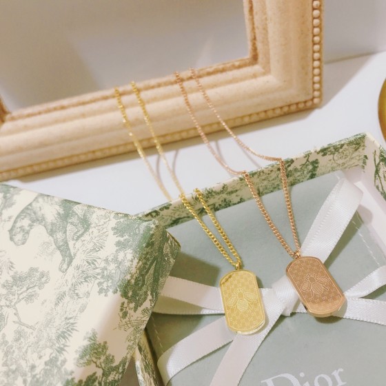 2025 New Exquisite Craftsmanship, Superior Quality, Stylish and Trendy Necklaces