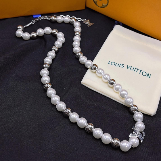 2025 New Exquisite Craftsmanship, Superior Quality, Stylish and Trendy Necklaces