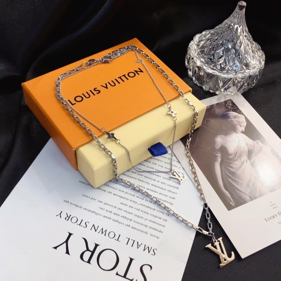 2025 New Exquisite Craftsmanship, Superior Quality, Stylish and Trendy Necklaces