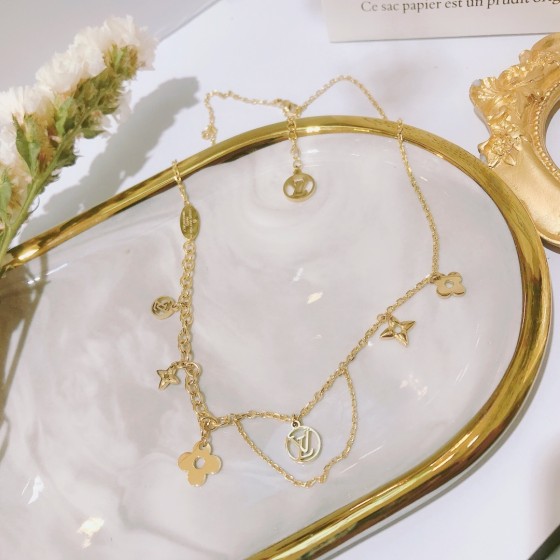 2025 New Exquisite Craftsmanship, Superior Quality, Stylish and Trendy Necklaces