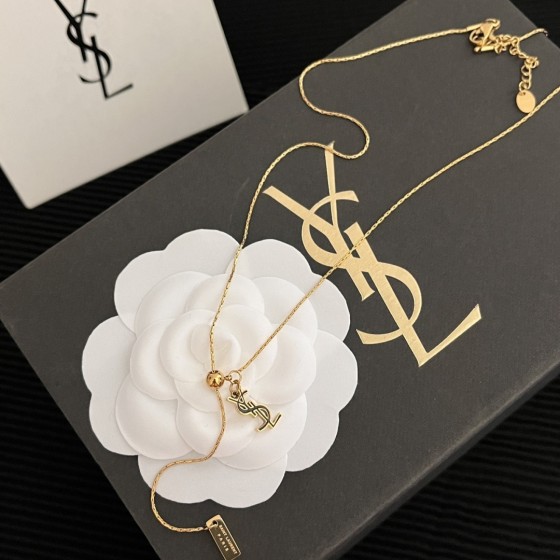 2025 New Exquisite Craftsmanship, Superior Quality, Stylish and Trendy Necklaces